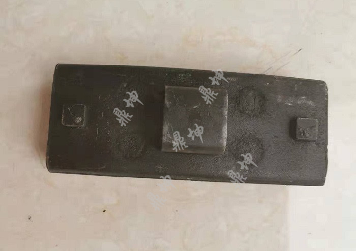 东风8B机车合成闸瓦