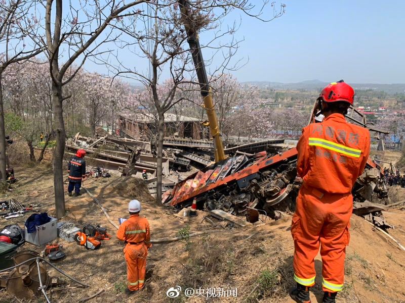 刹车失灵导致自备货车脱轨事故