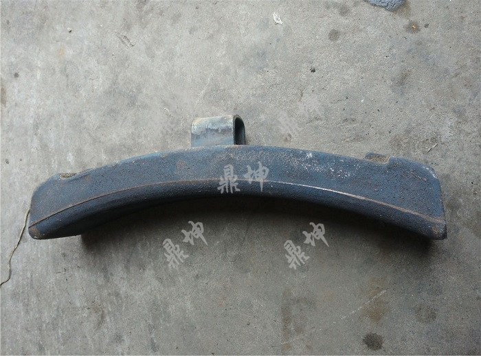 DF4机车铸铁闸瓦