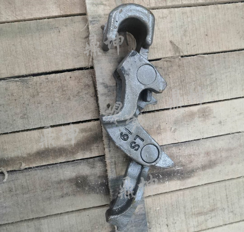 13号车钩下锁销装配