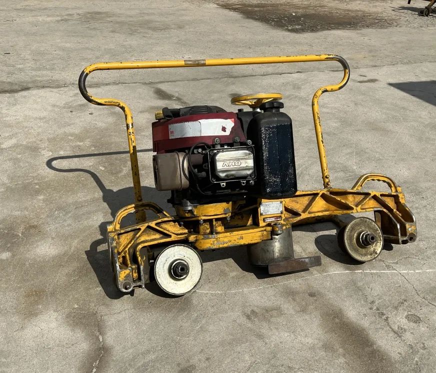 钢轨波纹打磨机