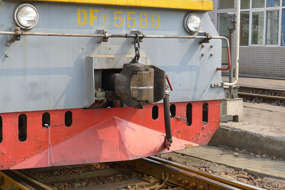 我国火车车钩的发展历程简谈